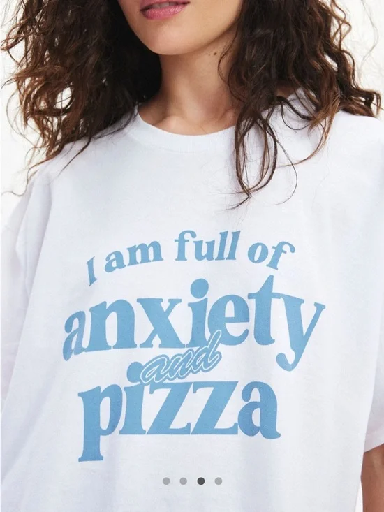 ❤️🔥BOGO FREE urban outfitters Oversized Graphic Tee Anxiety and Pizza L/XL - Picture 1 of 4